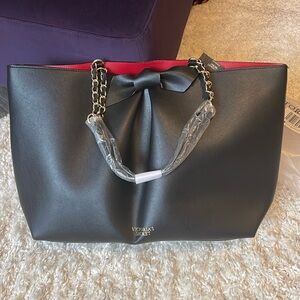 NWT Victoria Secret tote